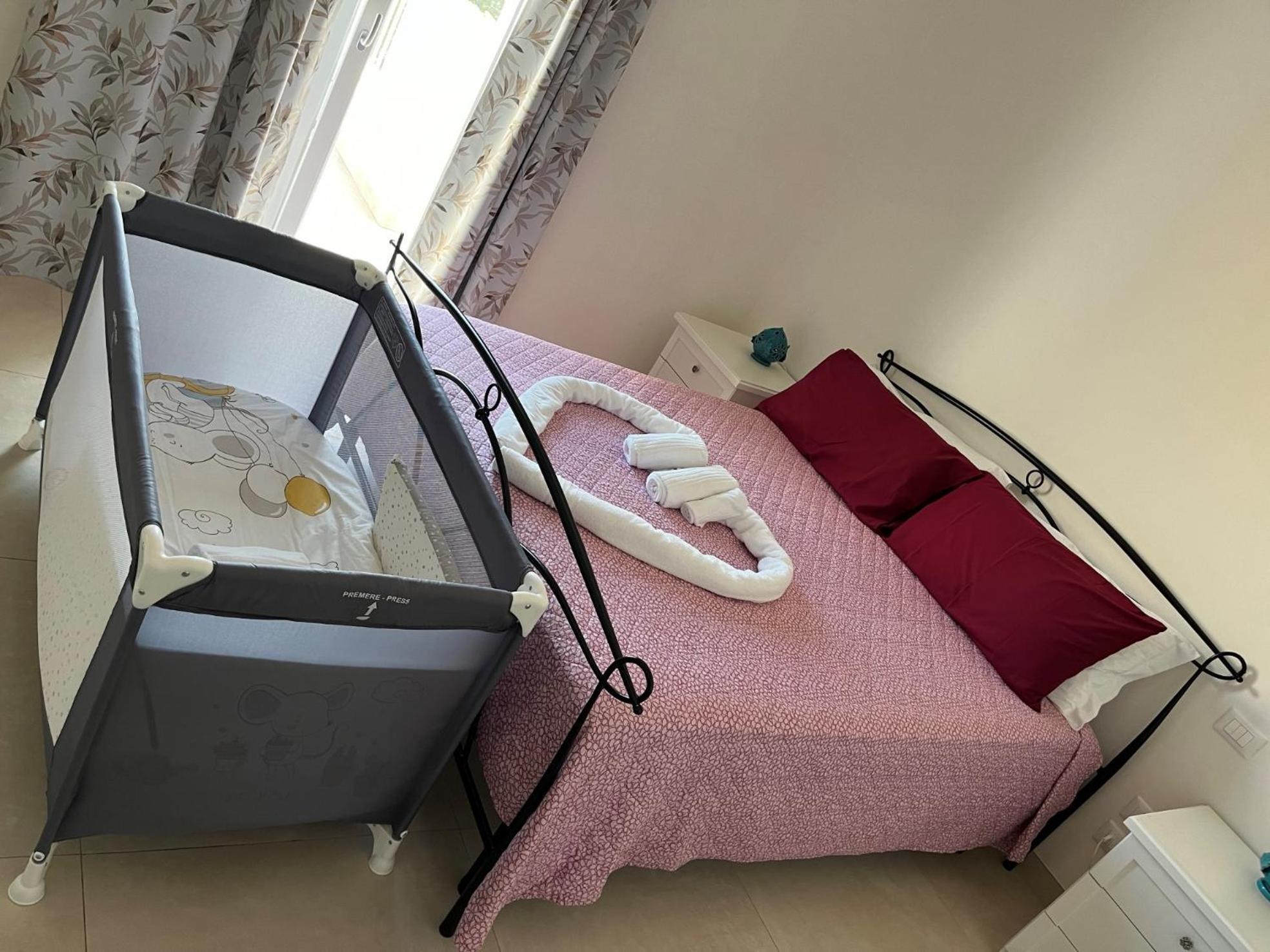 Casa Vacanze 'La Quercia' ชิสแตร์นีโน ภายนอก รูปภาพ