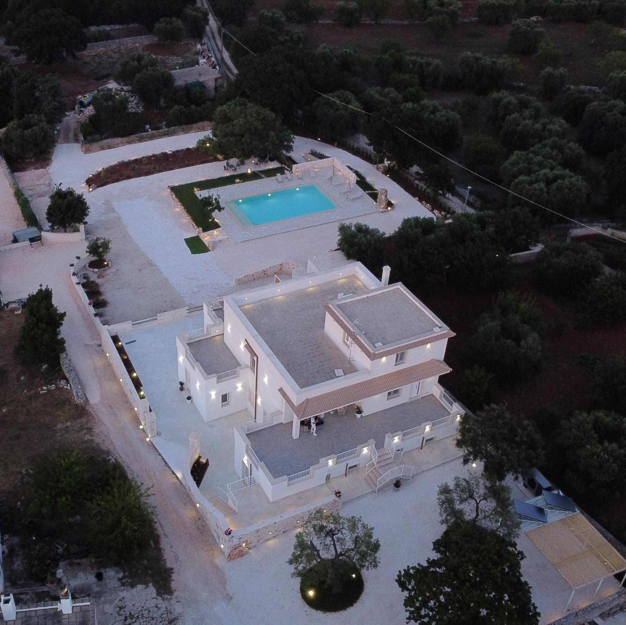Casa Vacanze 'La Quercia' ชิสแตร์นีโน ภายนอก รูปภาพ
